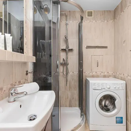 아파트 Comfortable Studio With Balcony Located 600 M From The Beach By Rent Like