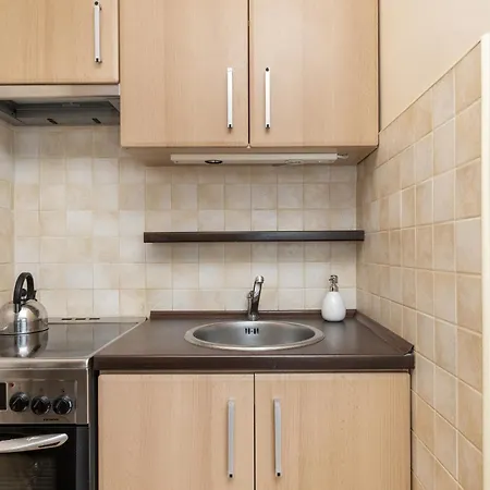 Comfortable Studio With Balcony Located 600 M From The Beach By Rent Like * 그디니아